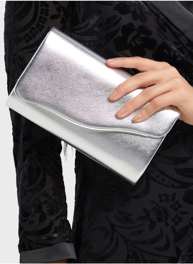 ايلا ليمتد اديشن Metal Detail Clutch Bag