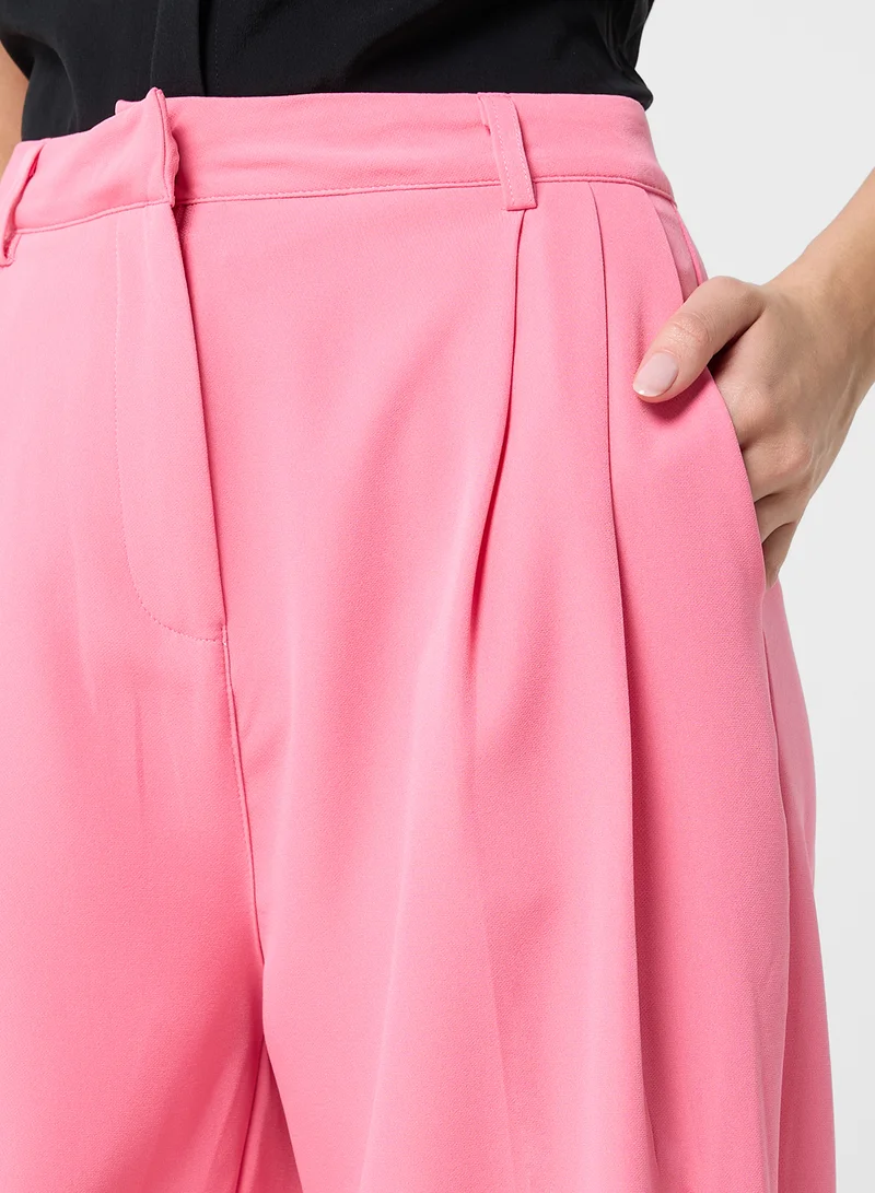 Ginger Tailored Straight Fit Pants