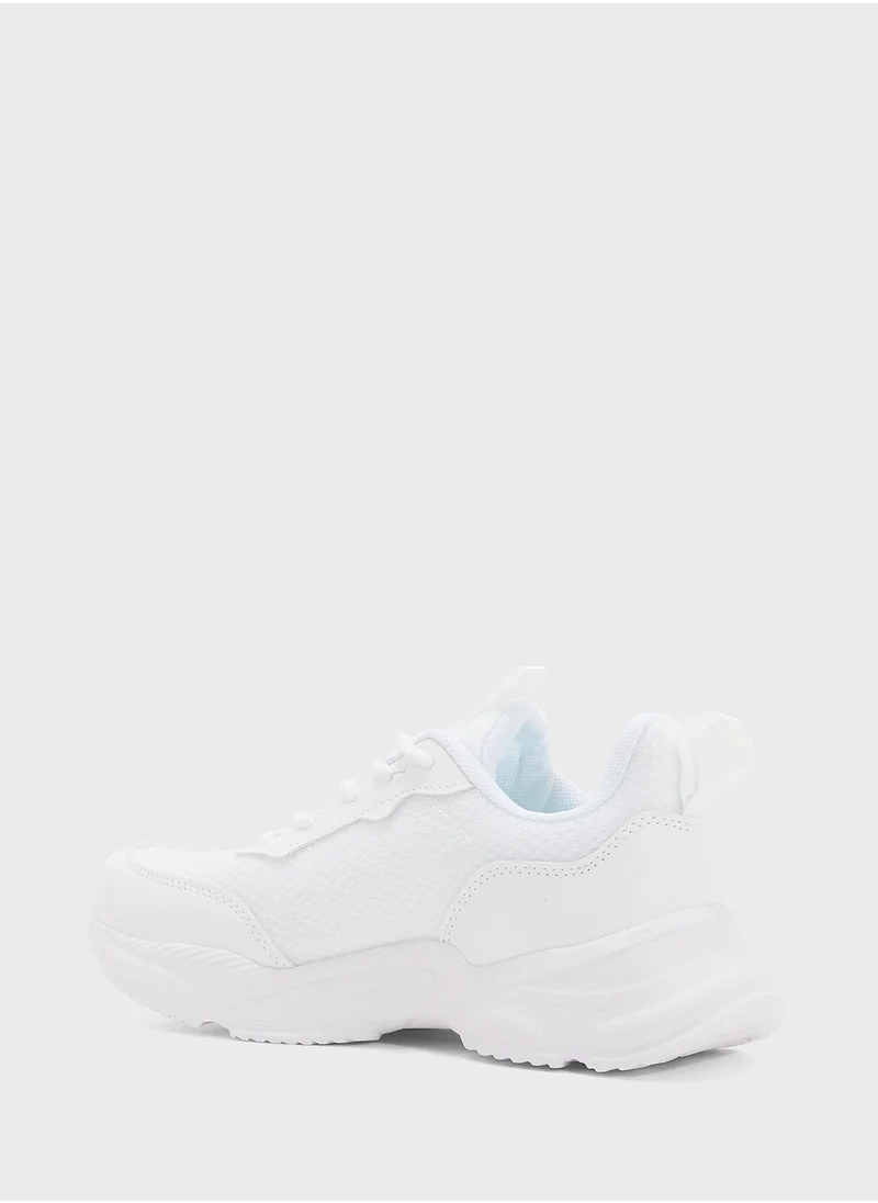 جينجر Lace Up Sneaker