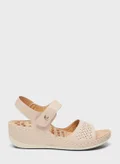 لو كونفورت Multi Strap Wedge Sandals