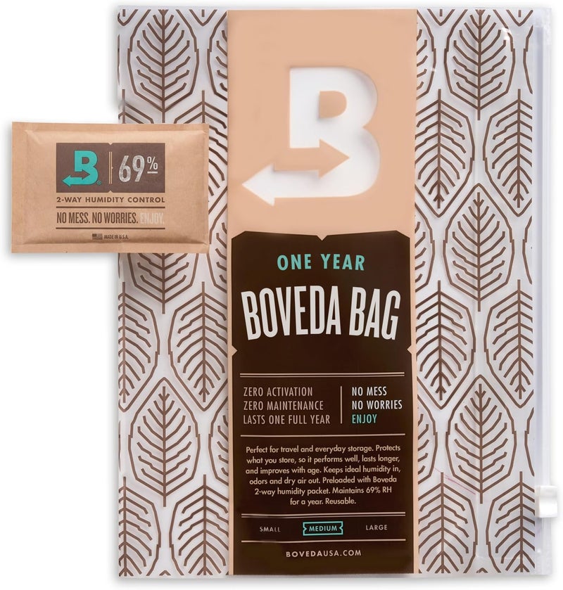 Boveda Portable Travel 2-Way Humidity Resealable Bag â€“ Waterproof & Dustproof - Preloaded with 69% RH Pack - Patented Technology â€“ Medium Storage for 15 Items â€“ 1 Count - Image 1
