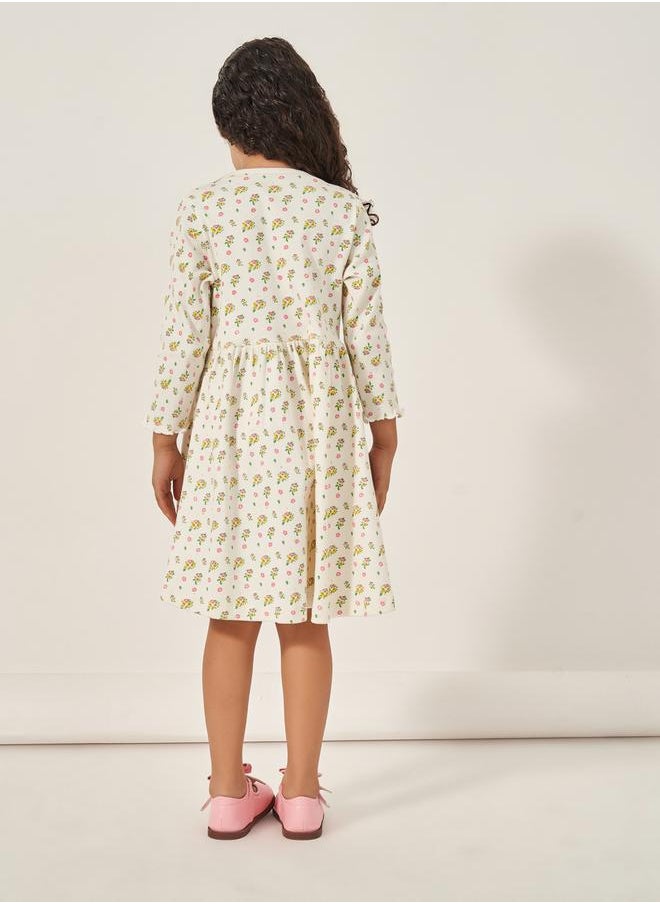 Styli All-Over Floral Print Rib Knit Knee Length Dress  - Image 4