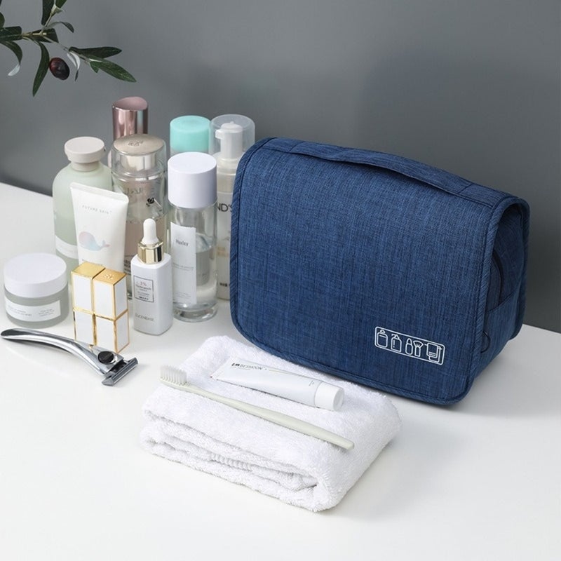 Cationic Hook Toiletry Bag for Business Travel Portable, Color-Coordinated, Large-Capacity Cosmetic Organizer with Compartmentalized Storage - Image 4