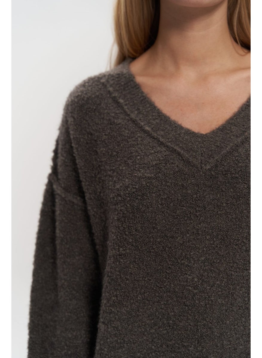 Peoria Neck Detail V Neck Brown Knitted Sweater - pzsku/Z5A2C64F2AE82DC8CF79FZ/45/_/1741093613/daacb657-a321-4b0a-a0b0-5ed101a0babe