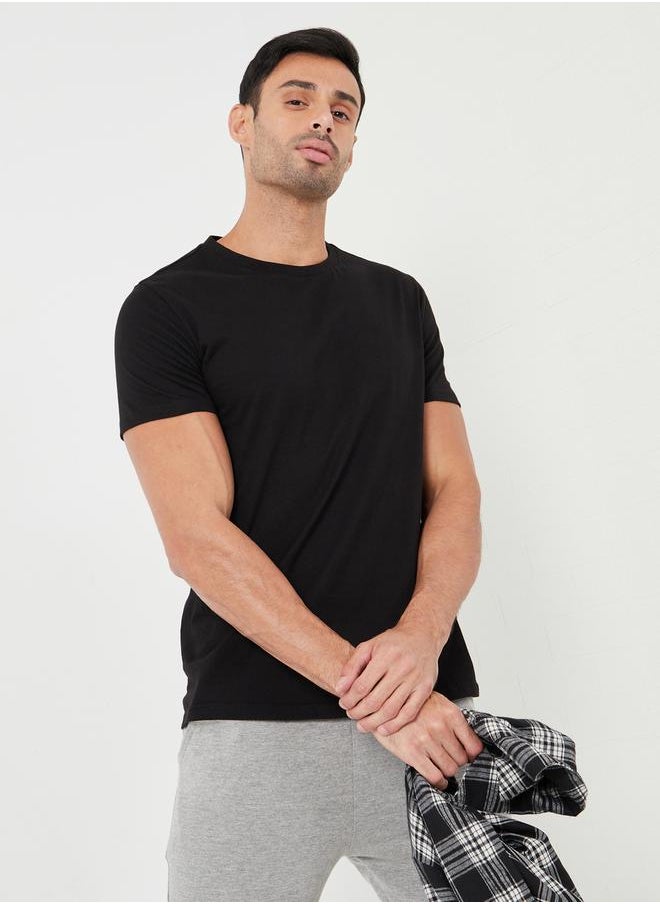 Styli - Solid Regular Fit Pure Cotton T-Shirt - Image 1