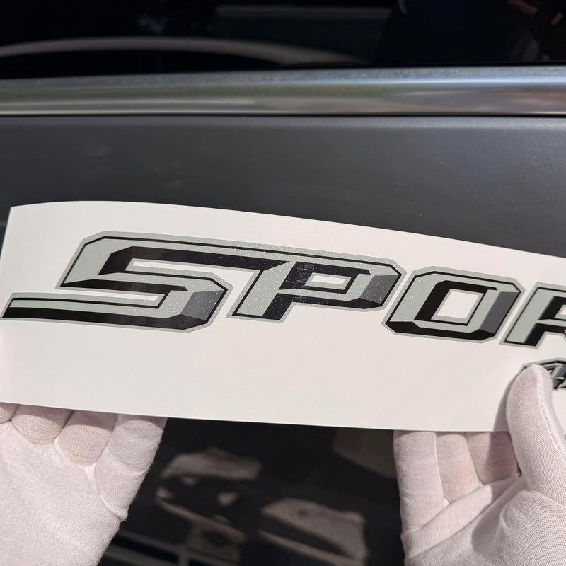 GOLD HOOK ملصقات جانب السرير Sport 4x4 المتوافقة مع Ford F150 XLT – ملصقات بديلة بلمسة نهائية معدنية متميزة (رمادي (16 بوصة × 2.2 بوصة)) هيكل معزز ومتين - Image 4