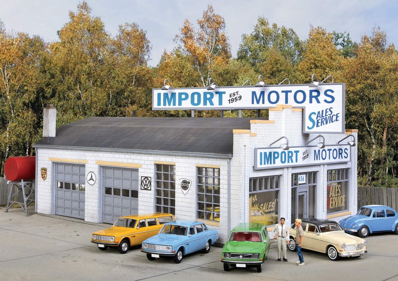 Walthers Cornerstone Walthers, Inc. Import Motors Kit, 7-1/4 X 5-3/8 X 3-7/8" 18.4 X 13.6 X 9.4cm - Image 1