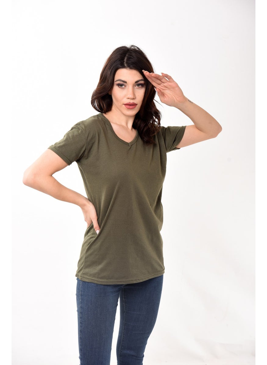 Belifanti Collection تي شيرت نسائي أساسي بفتحة رقبة على شكل حرف V من مجموعة Belifanti باللون الكاكي  - Image 1