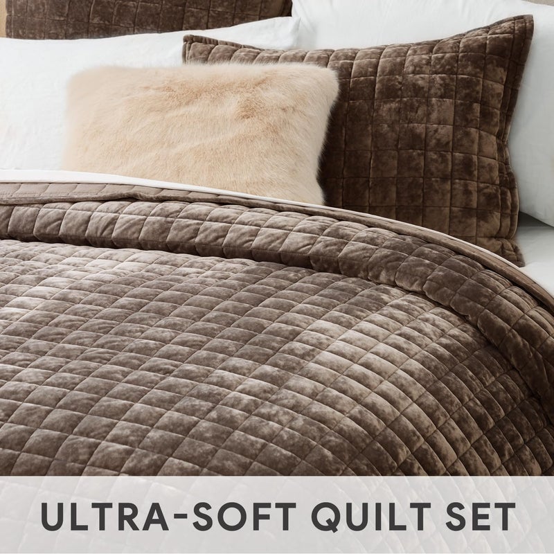 RECYCO Luxury Velvet Quilt Set, California King 118'' x 106'' Oversized Bedspread, Ultra Soft Velvet Comforter, Lightweight Box Stitch Bedding Sets for All Season, with 2 Shams, Walnut Brown - Image 4