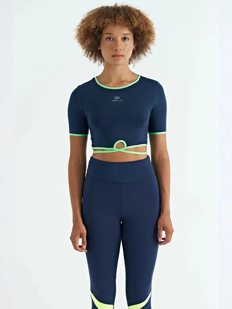 تومي لايف TOMMY Elastic Crop T-Shirt with Crew Neck