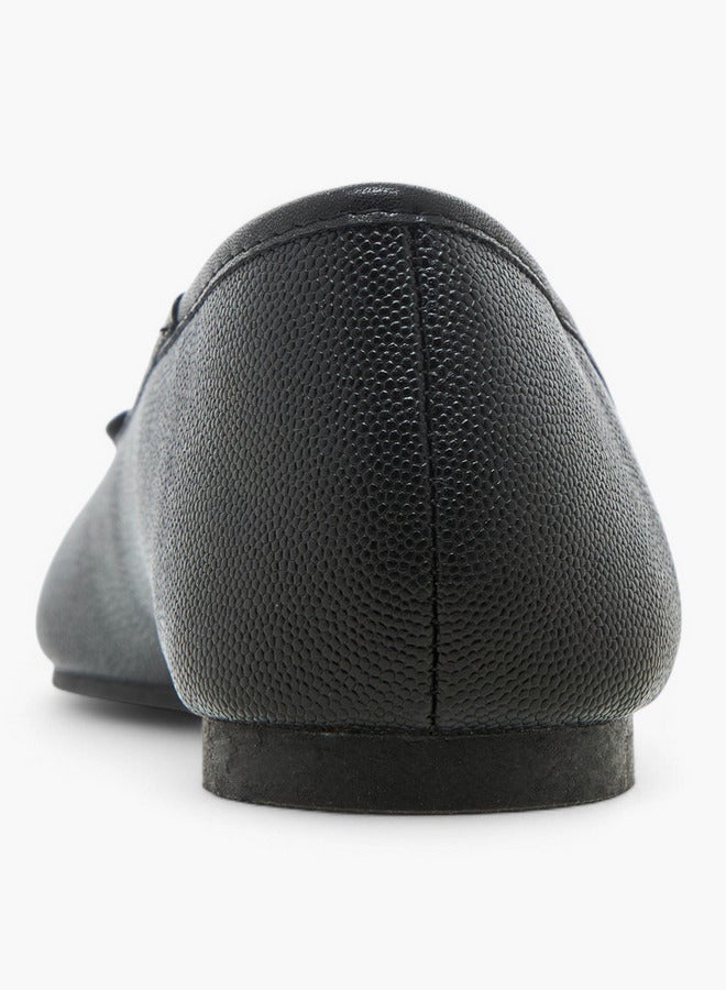 Flora Bella By Shoexpress Textured Slip-On Ballerinas with Bow Detail  - Image 5