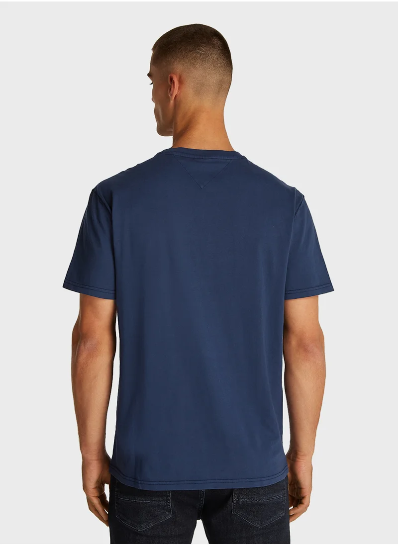 TOMMY JEANS Logo Crew Neck T-Shirt