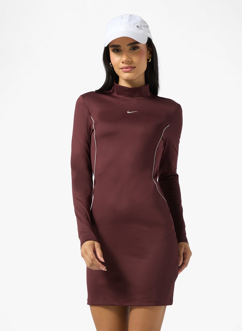 نايكي فستان بأكمام طويلة - Image 1