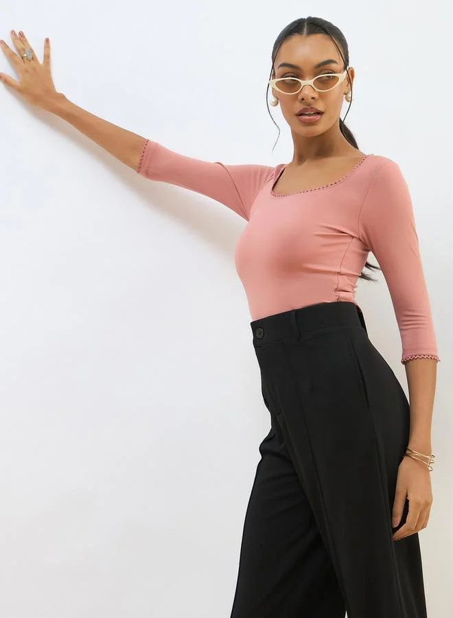 SASSAFRAS SASSAFRAS Pink Knitted Lace Detail Crop Top