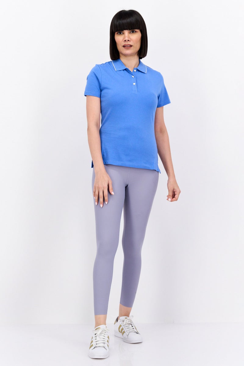 Greg Norman تي شيرت بولو رياضي للنساء بأكمام قصيرة، أزرق - Image 2