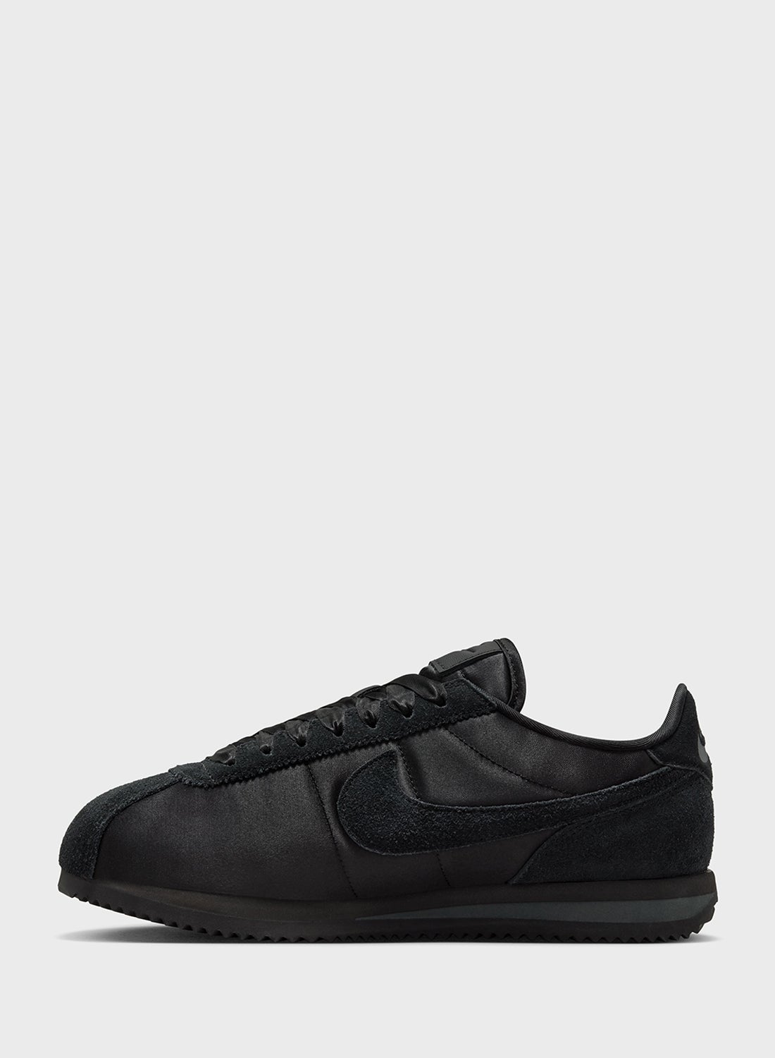 nike cortez all black
