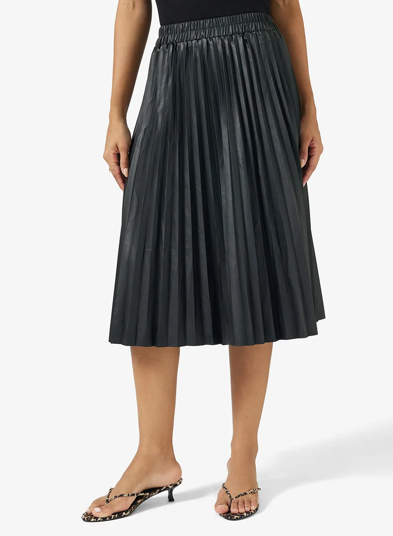 جينجر Pleated Midi Skirt