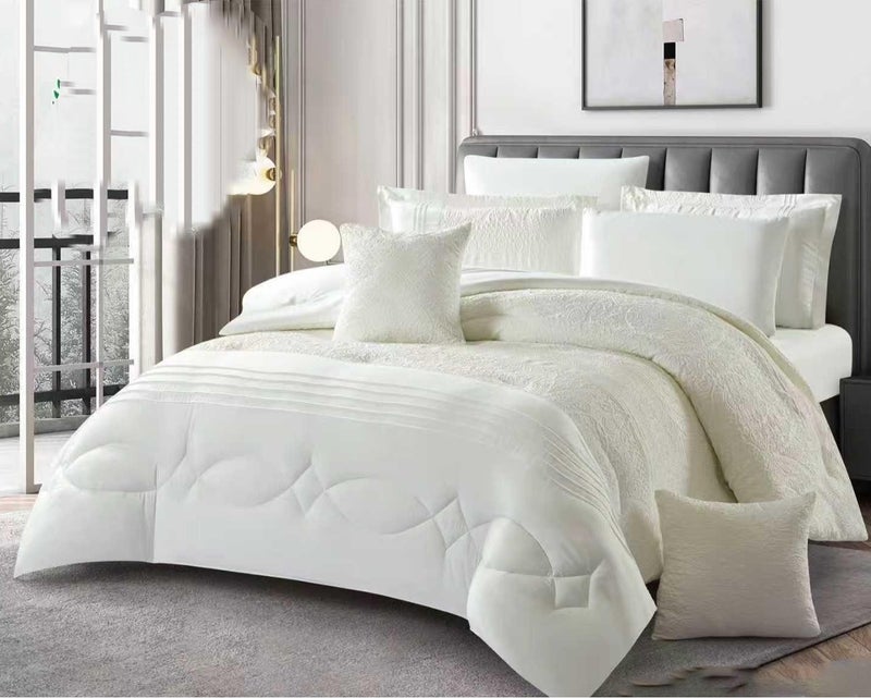 8-piece royal double bed set made of microfiber, featuring a beautiful jacquard pattern on the outside and soft microfiber on the inside, providing comfort and luxury. - Image 1
