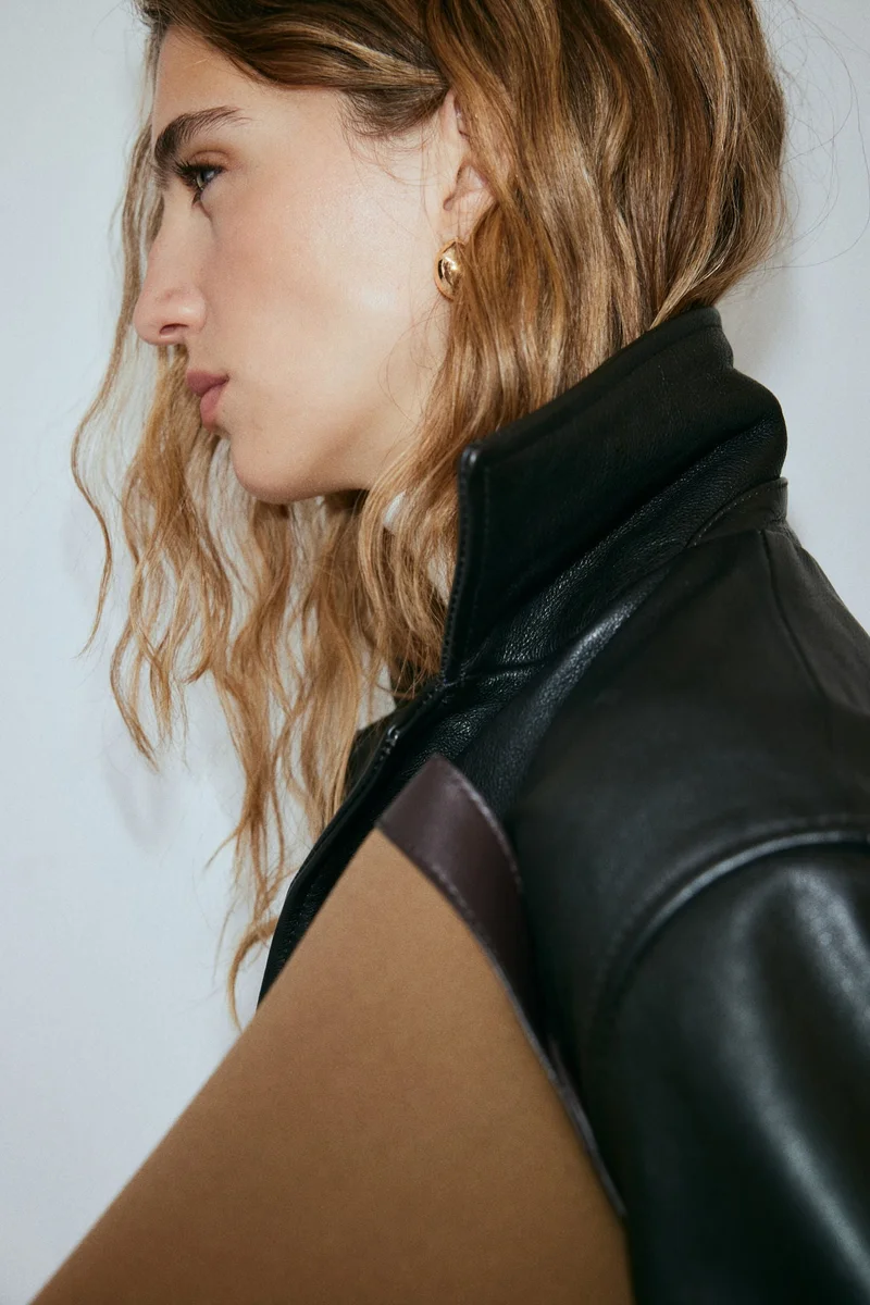 اتش اند ام جاكيت من الجلد