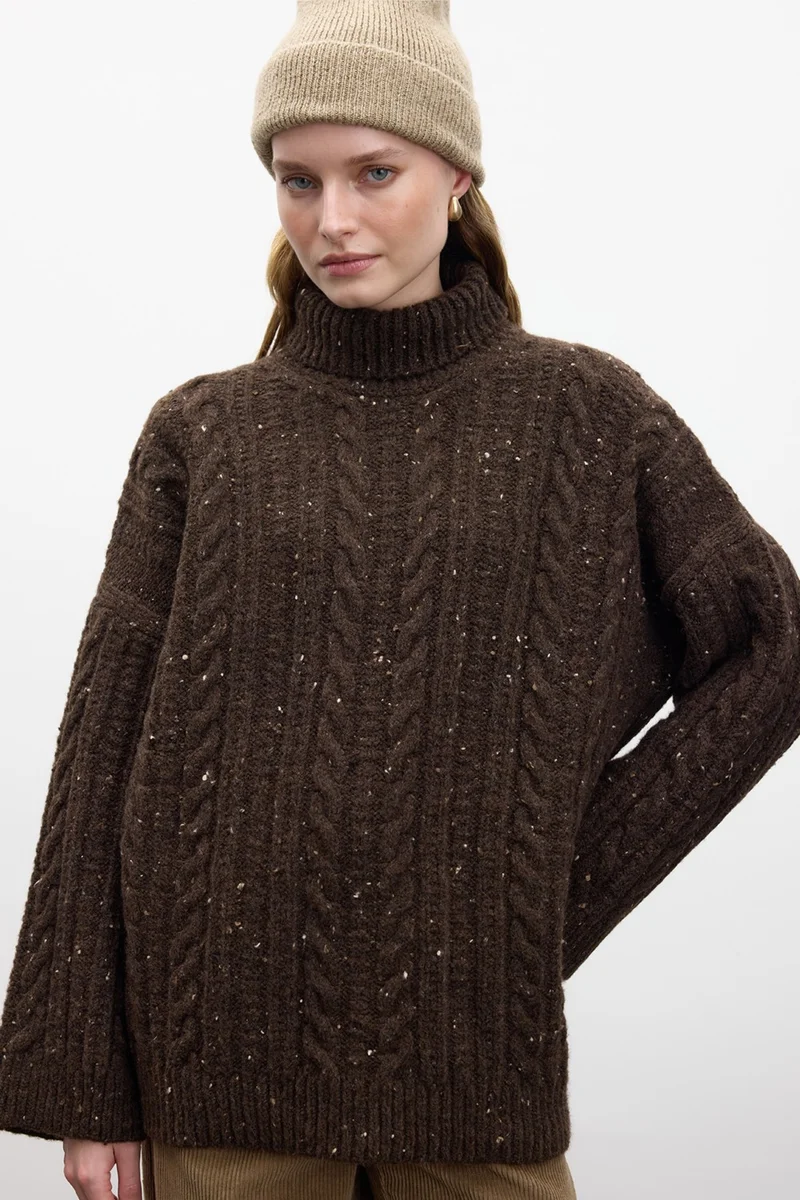 Manuka Turtleneck Knitted Sweater Brown