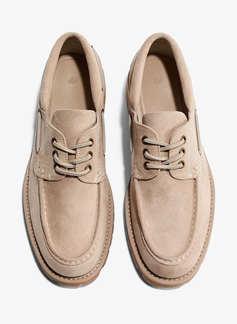 اتش اند ام حذاء مريح