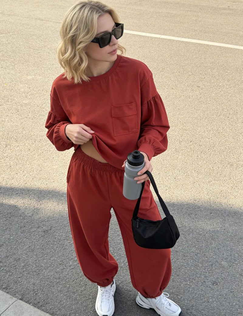 IQSQSQ Womenâ€™s 2 Piece Lounge Set Athleisure Matching Sweatsuit Relaxed Boxy Top and Mid-Rise Jogger Pants for Travel Outfits(Rust-L) - Image 5
