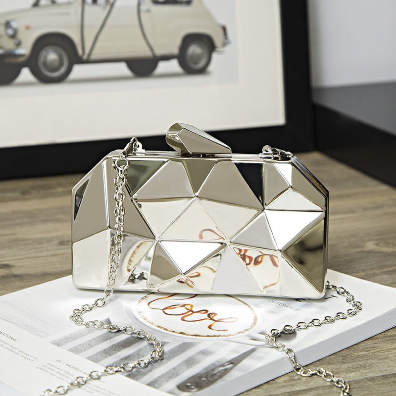2022 New Fashion Diamond Iron Box Evening Bag Women Clutch Bag Metal Chain Evening Bag - Image 1