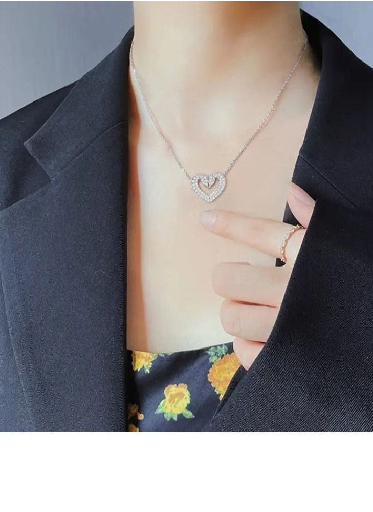 Generic Una Caring Swan Necklace  - Image 2