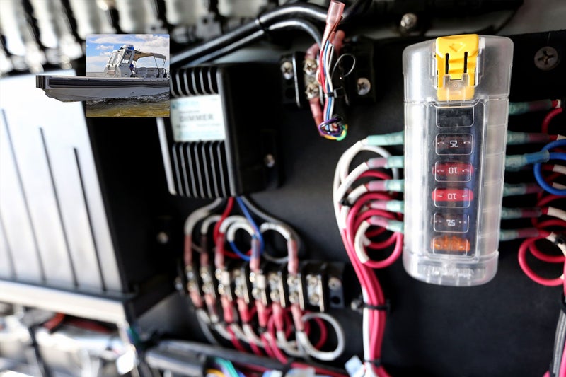 Blue Sea Systems 5035 ST Blade Fuse Block - Six Independent Circuits with Cover, 100 Amps - Image 5