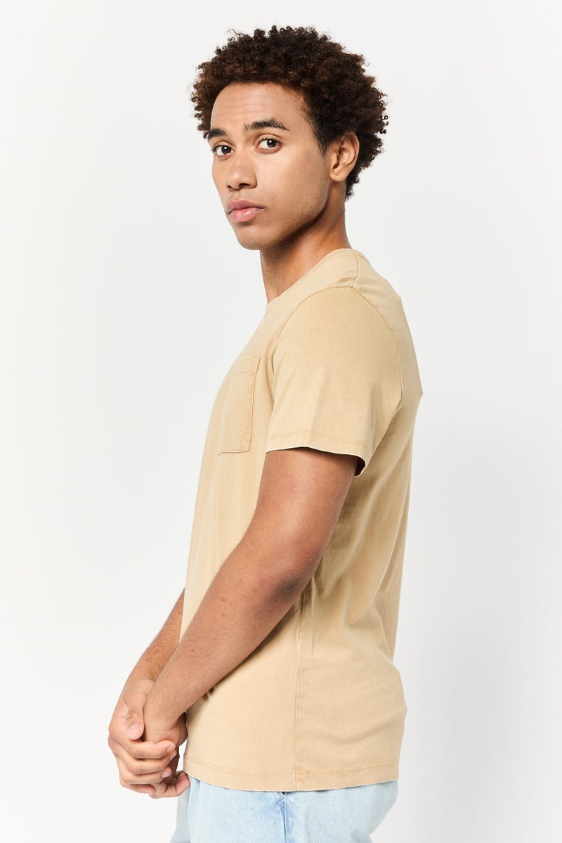 Celio Men Crew Neck Short Sleeves Plain T-Shirt, Dark Yellow - Image 3