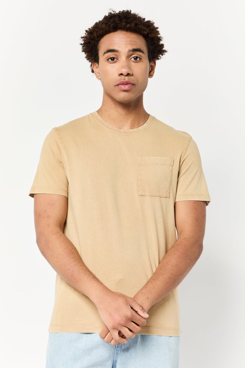 Celio Men Crew Neck Short Sleeves Plain T-Shirt, Dark Yellow - Image 1