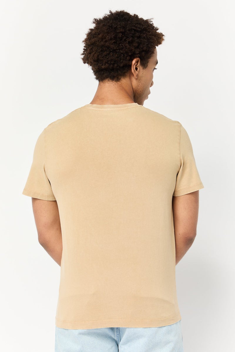 Celio Men Crew Neck Short Sleeves Plain T-Shirt, Dark Yellow - Image 4