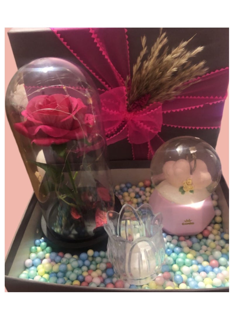 Gift box for the lover and a greeting card of 3 pieces (crystal engagement ring + rose in a dome + flower-shaped candle)  - Image 1