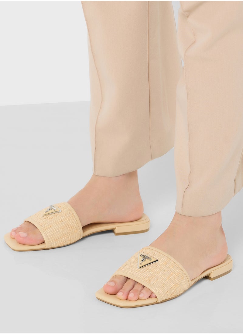 GUESS - صنادل تمسي مسطحة غير رسمية - Image 1
