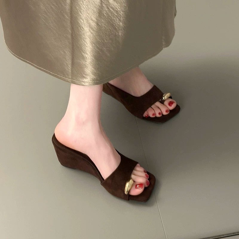 صنادل إسبادريل نسائية بنعل سميك - Image 1