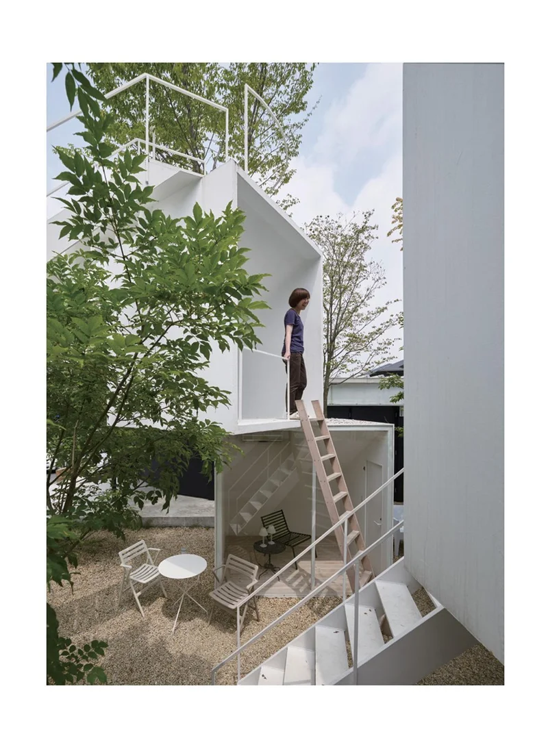 Phaidon Elemental Living - Architecture Book