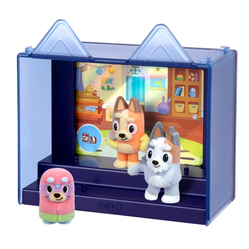 BLUEY Fuzzies Episode Pack: Grannies – 3 Specially Flocked Mini-Figures, 1 Exclusive, Display Case, Trading Card & Collector’s Guide, 80 to Collect in Series 1 - Image 3
