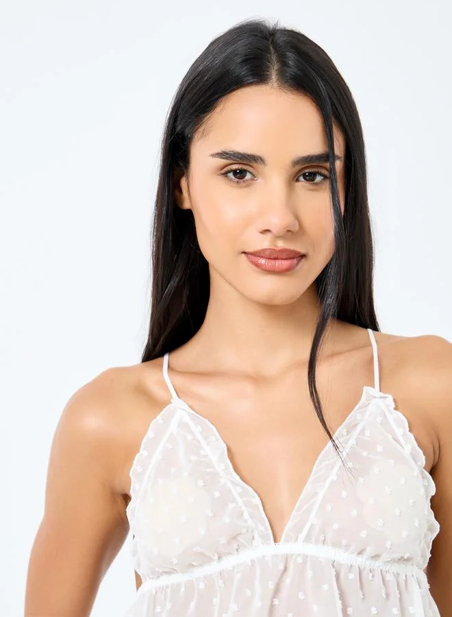 ستايلي طقم من شورت وبلوزة بحمالات