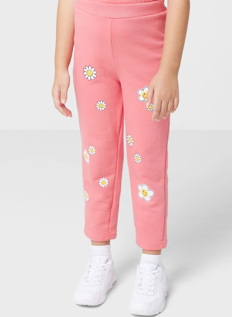 Pinata Floral Print T-Shirts And Jogger Set