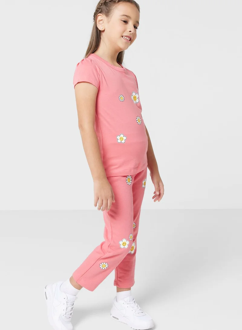 Pinata Floral Print T-Shirts And Jogger Set