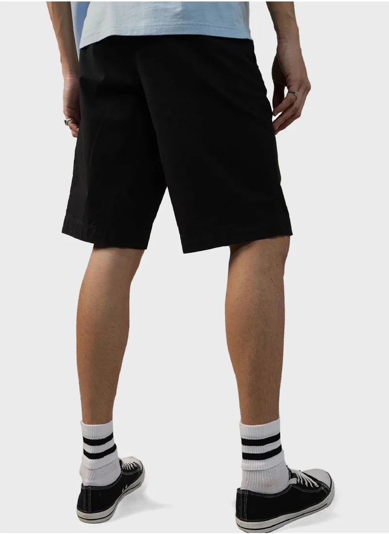امريكان ايجل Essential Chino Shorts