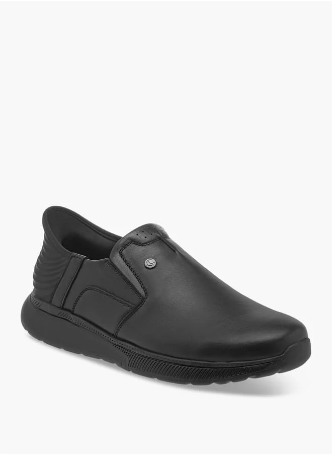 لو كونفورت Men Solid Slip-On Loafers