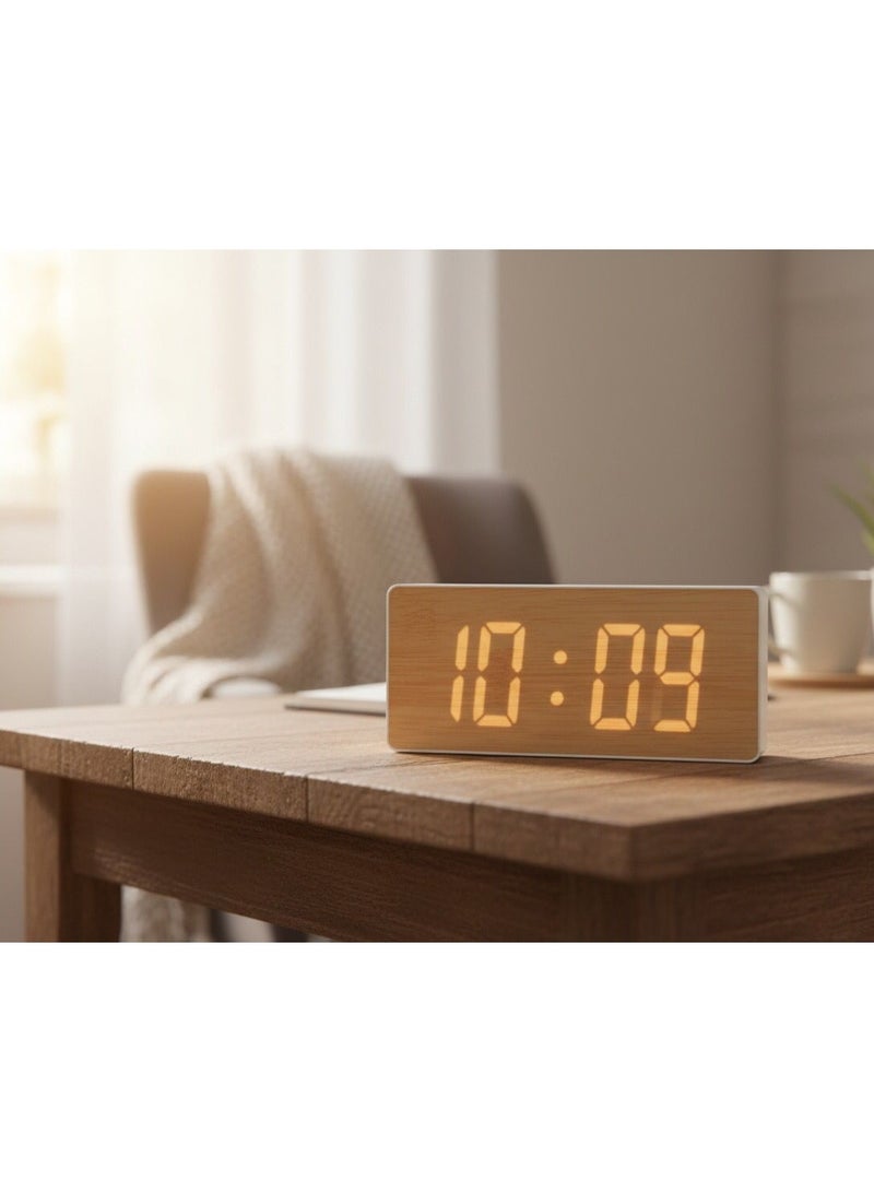 ساعة منبه صغيرمع ضوء LED وشاشة عرض للوقت ساعة منبه - شاشة LED كبيرة مع أوضاع متعددة الوظائف - Image 1