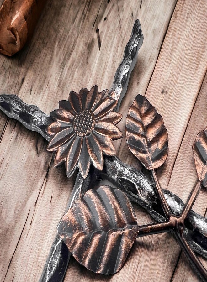 توب براس صليب جداري معدني من توب براس مقاس 12 بوصة - تصميم حديقة زهور عباد الشمس/الأقحوان - صليب سلتيك مقدس بلمسة نهائية من الفضة والنحاس، منحوتة فنية حديثة ريفية ليسوع - Image 4