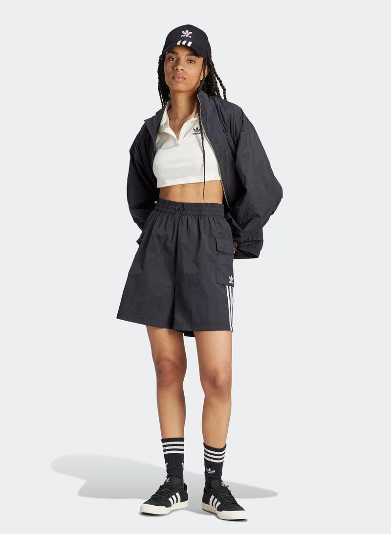 adidas شورتات كارغو  للنساء أسود أوريجينالز