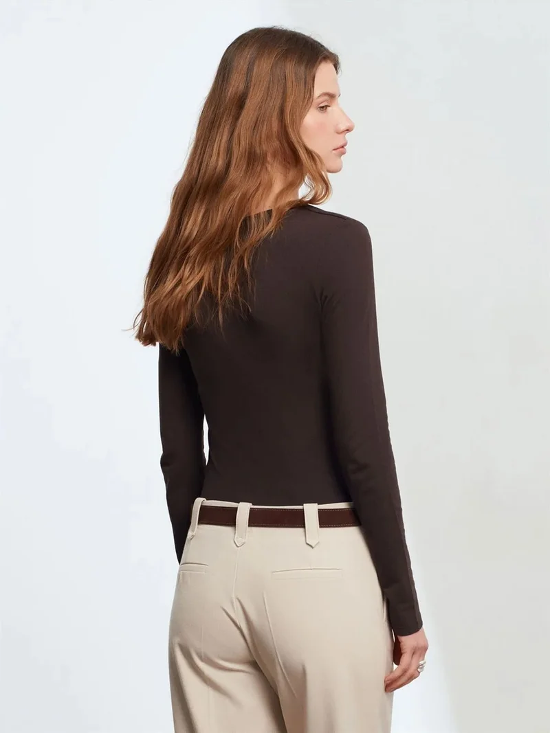 ديلفين DILVIN Slim Fit V-Neck Jersey Blouse