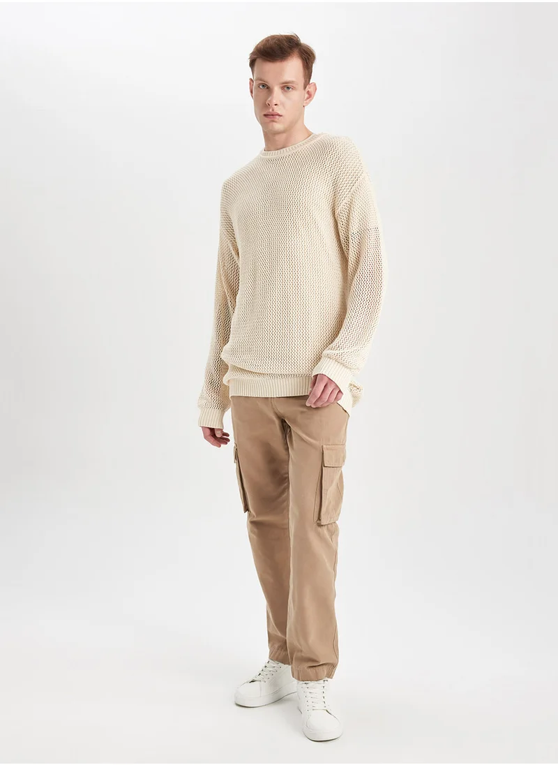 ديفاكتو Regular Fit Crew Neck Knit Sweater