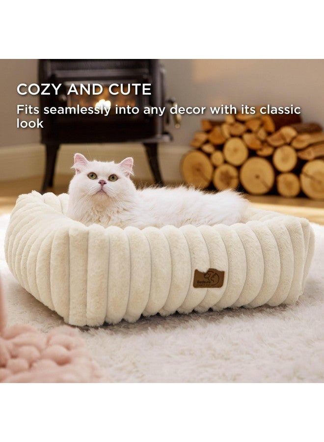 بيد شور سرير كلاب لطيف من Bedsure للكلاب الصغيرة والقطط - أسرّة جراء فروية قابلة للغسل، أسرّة مستطيلة من الصوف المخملي المتين مع غطاء بسحاب قابل للإزالة، 20 × 19 × 6 بوصات، كريمي - Image 4