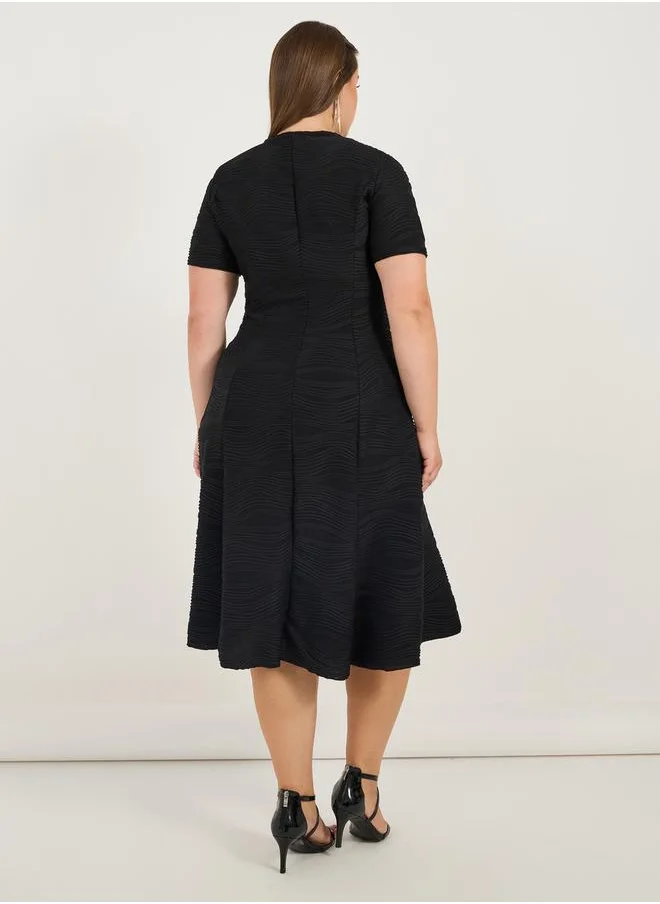 Styli Plus Size Weave Texture A-Line Midi Dress