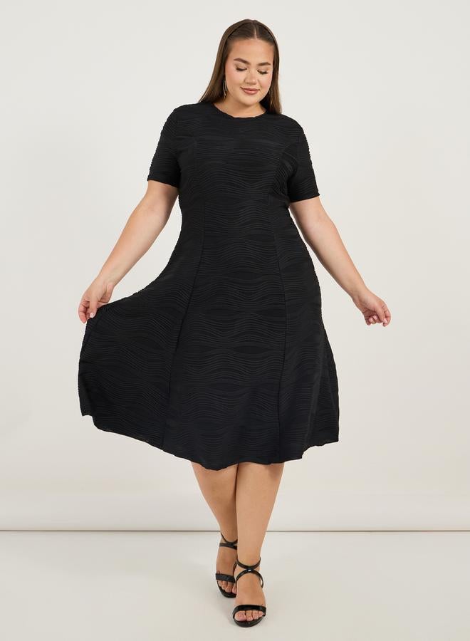 Styli Textured Fit-and-Flare Dress - Image 4